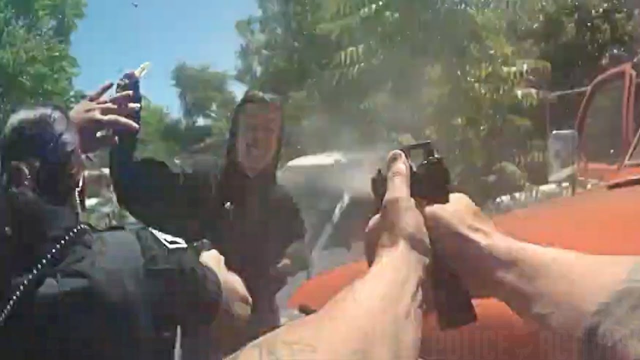 Knife-Wielding Suspect Fatally Shots After Attacking Police [VIDEOS]