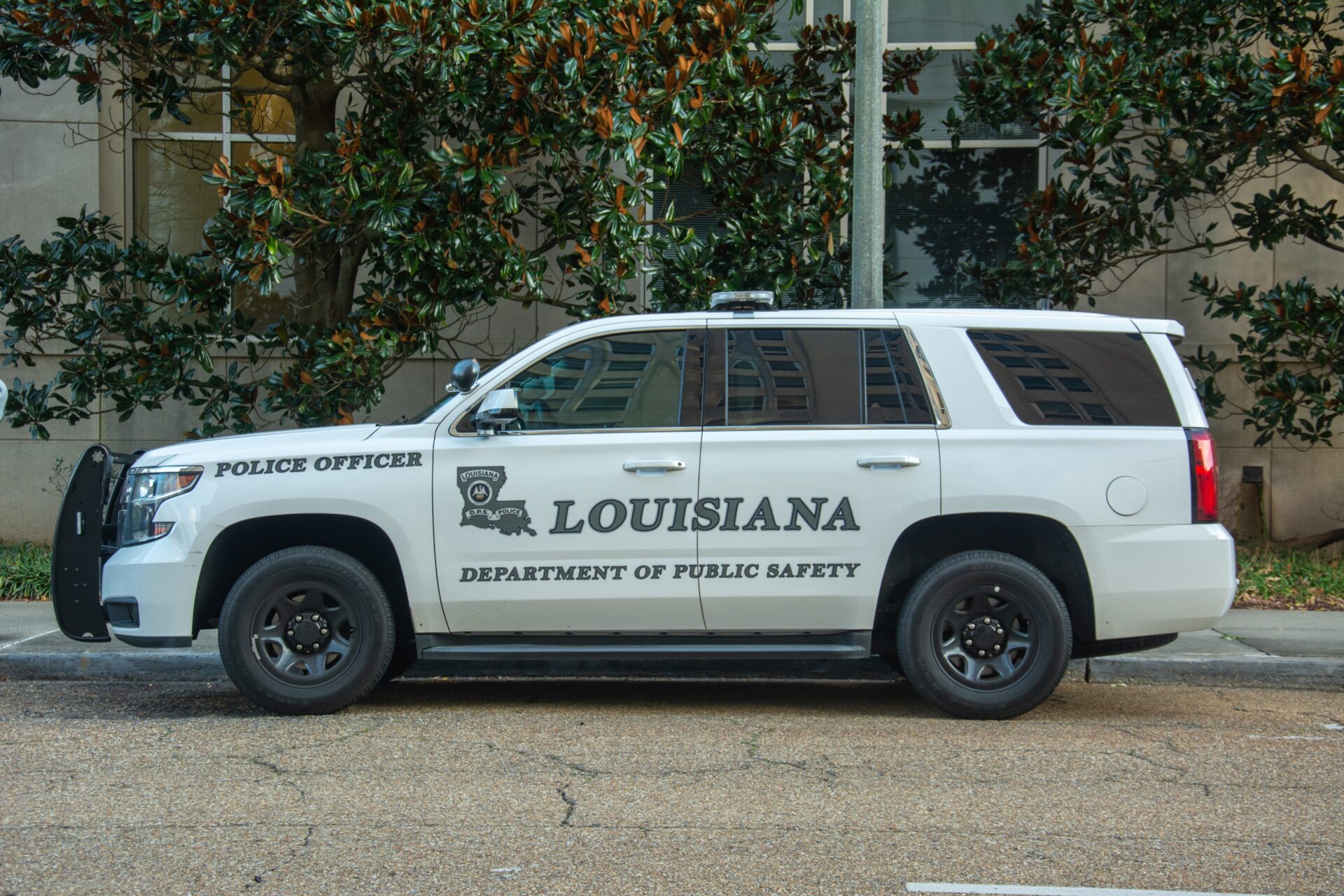 Baton Rouge Drug Bust Turns Deadly, Two Deputies Shot, Suspect Killed (VIDEO)