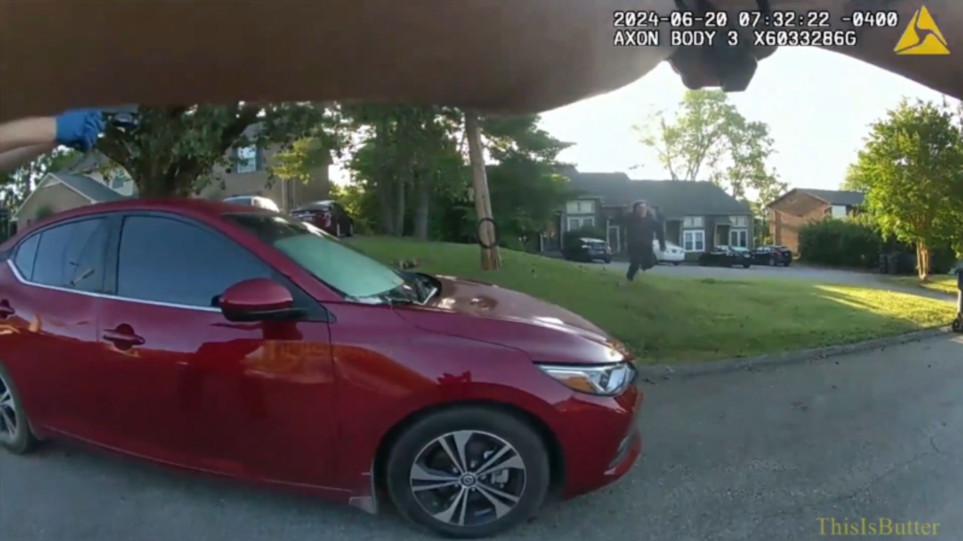 Woman With A Knife Charges Police, Gets Fatally Shot By 3 Of Them [VIDEOS]