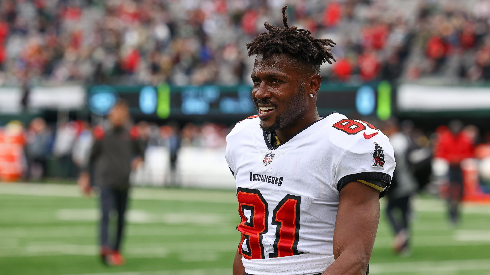 NFL’s Antonio Brown Goes Mega Viral After Trump Assassination Attempt [VIDEOS]
