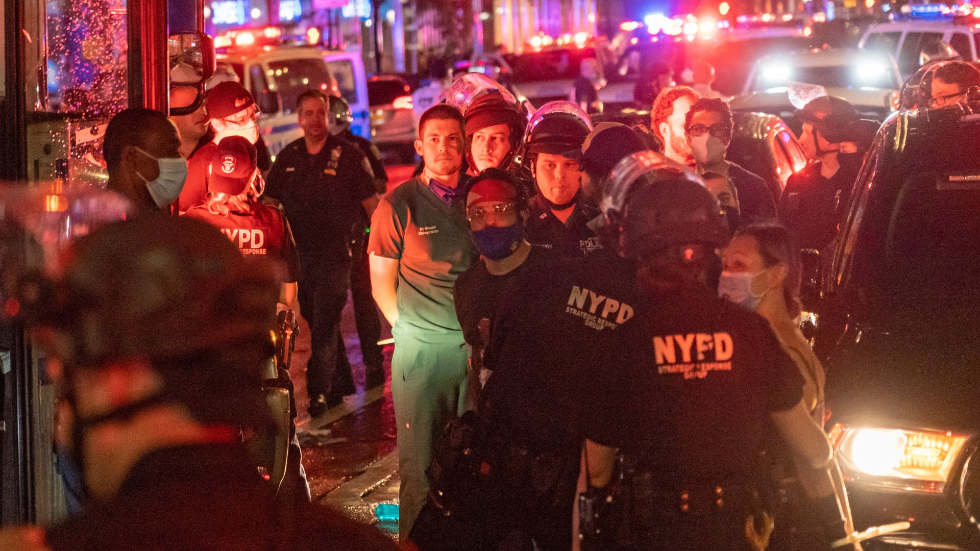 Anti-Israel Mob Turns Violent in America’s Largest Jewish Neighborhood [WATCH]