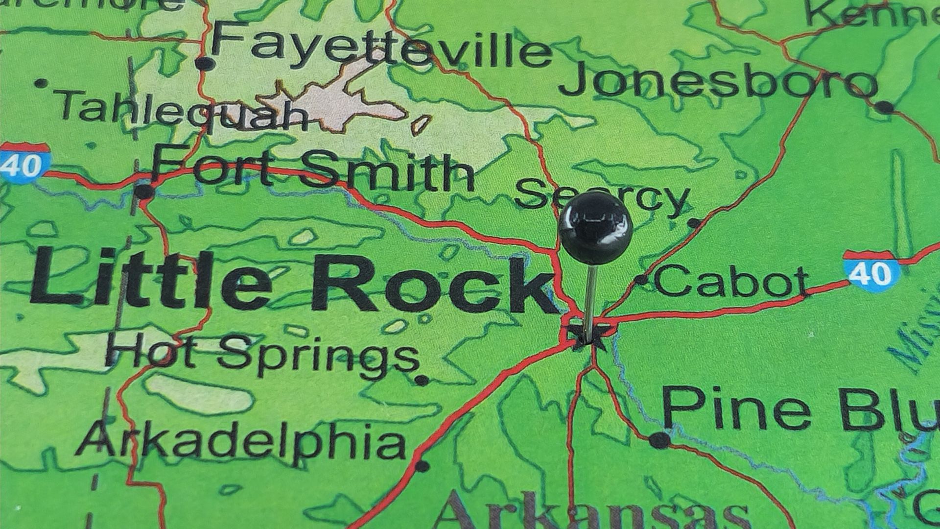Shooting Rocks Park Plaza Mall in Little Rock, Arkansas [WATCH]