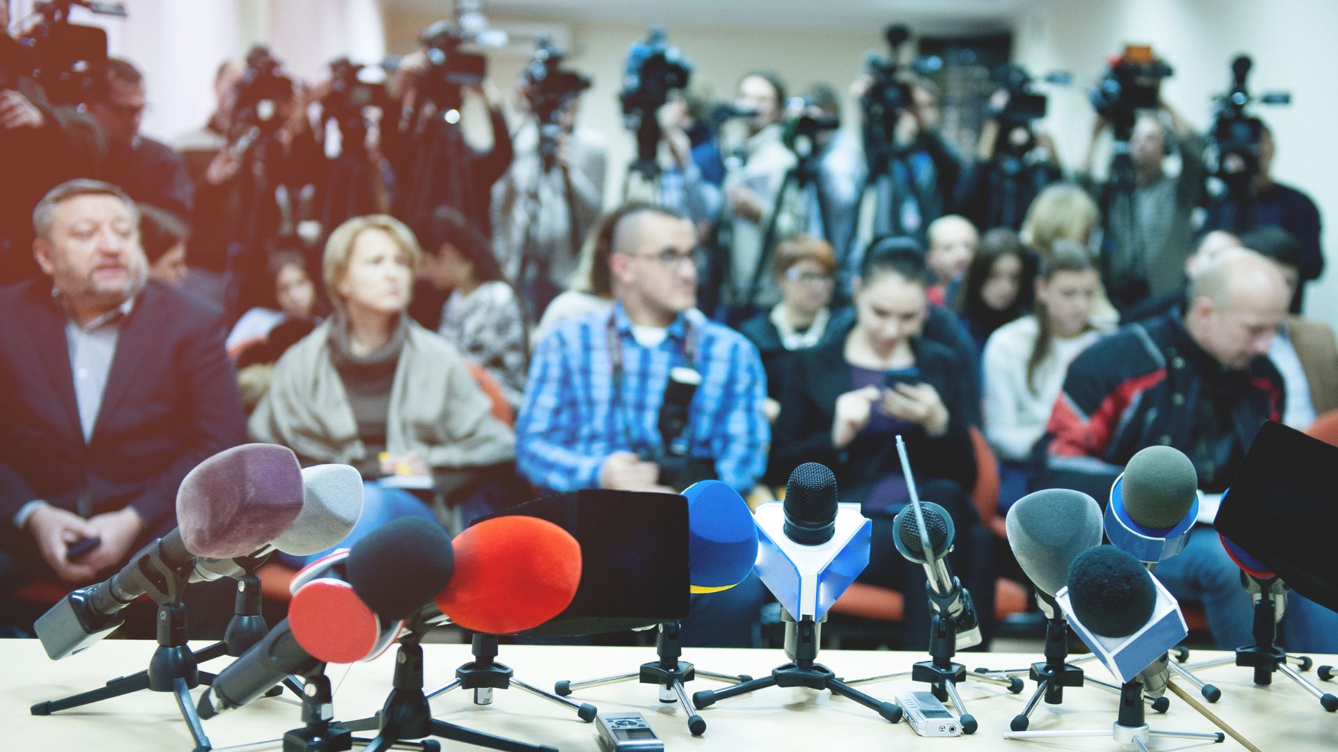 Room Full of Journalists Get Blasted to Their Faces by One of Their Own [WATCH]