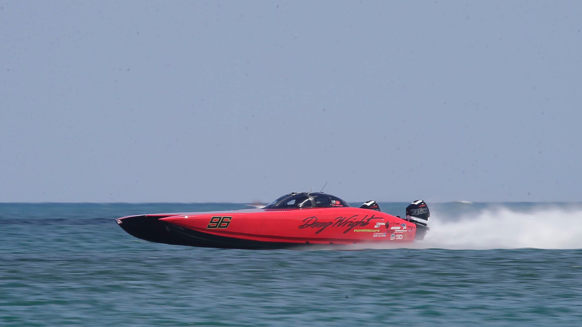 High-Speed Boat Crash on Lake Havasu Sends Racers Airborne at 210 MPH [WATCH]