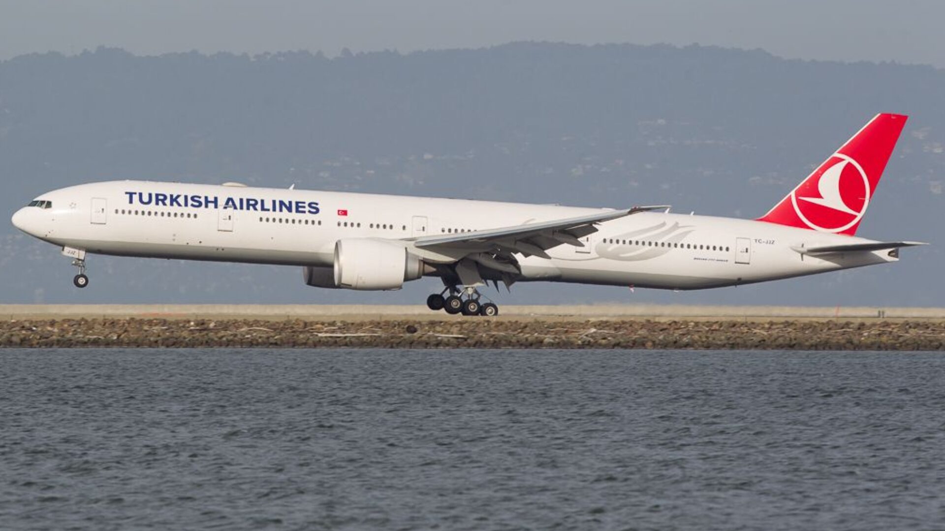 Turkish Airlines Passenger Dies Mid-Flight to California, Body Mysteriously Disappears in Transit