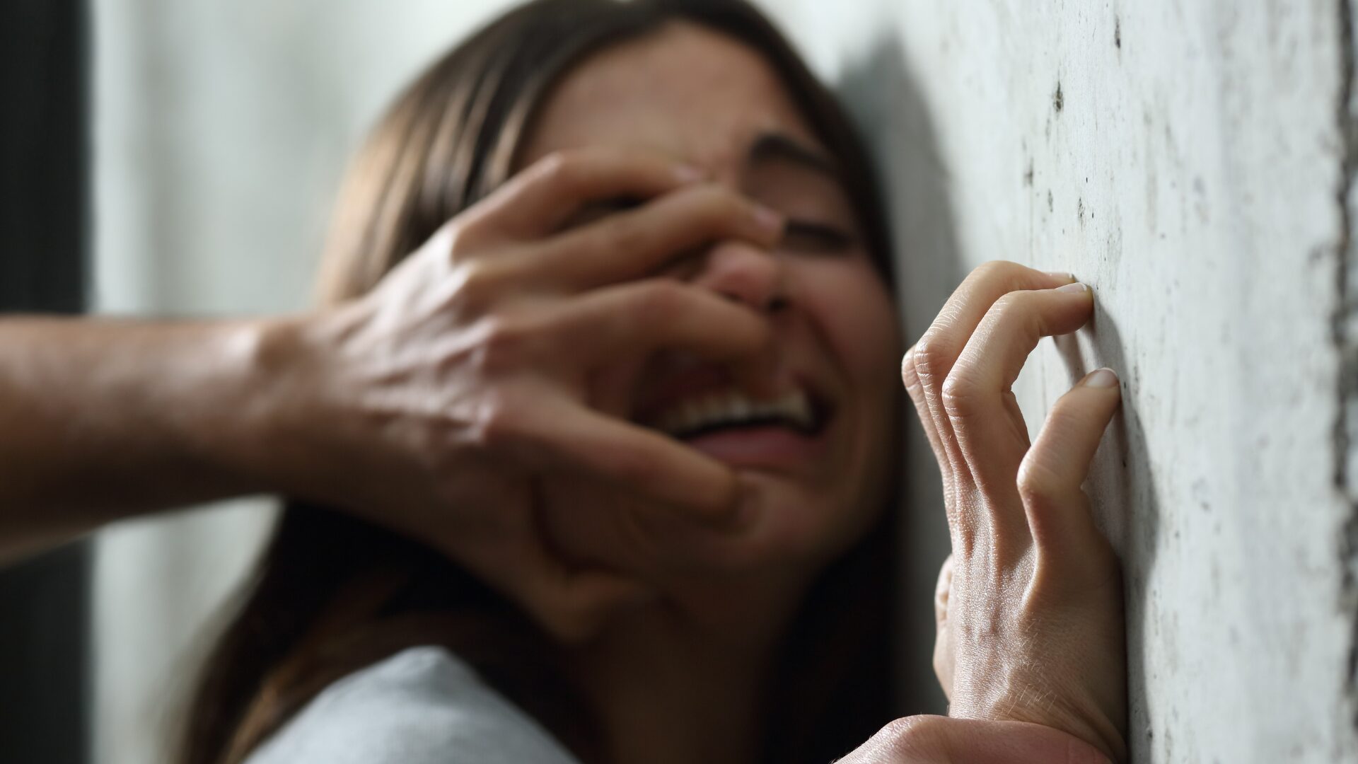 Sleeping Woman Fights Off a Homeless Illegal Alien Choking Her, Kicks Him in Face [WATCH]