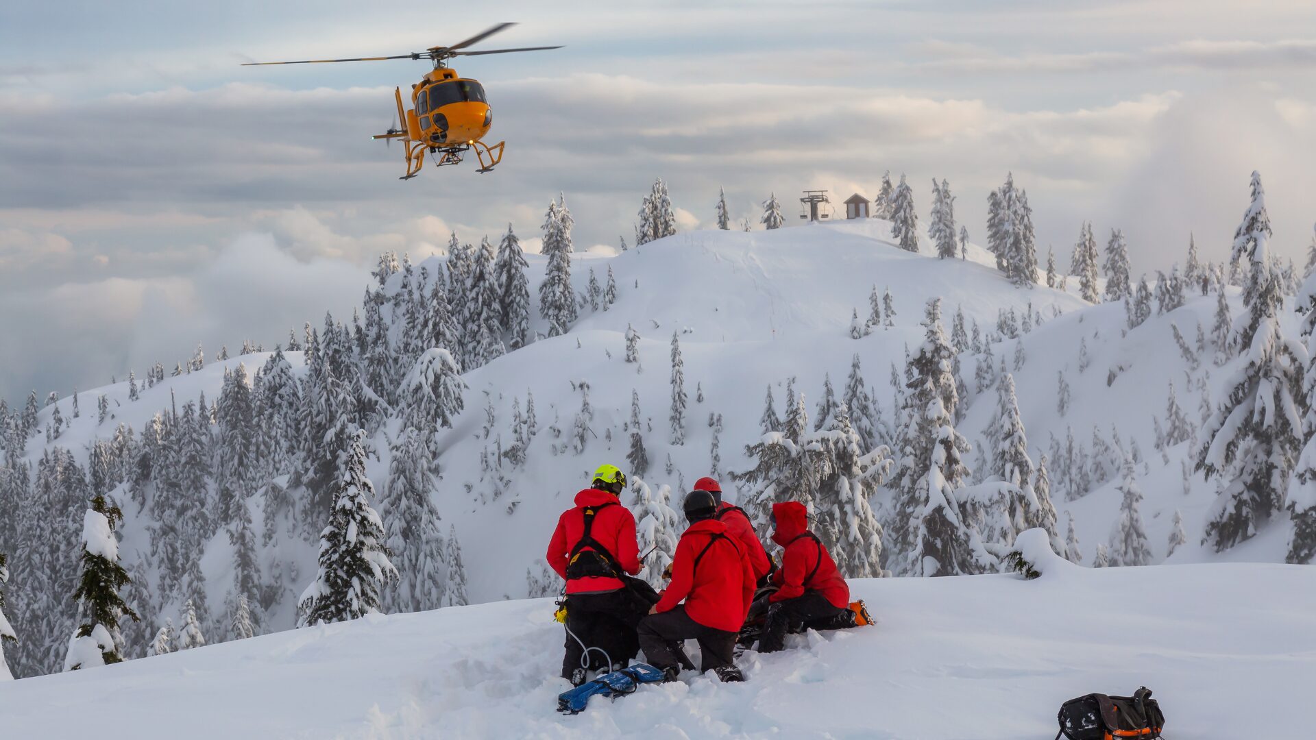 Massive Rescue Mission Saves 880 Stranded Mount Everest Climbers [WATCH]